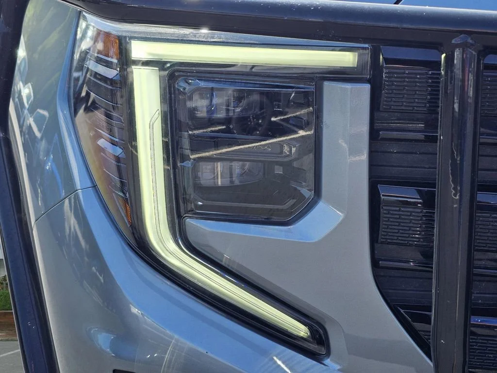 Used 2024 Sterling Metallic GMC Elevation image 4