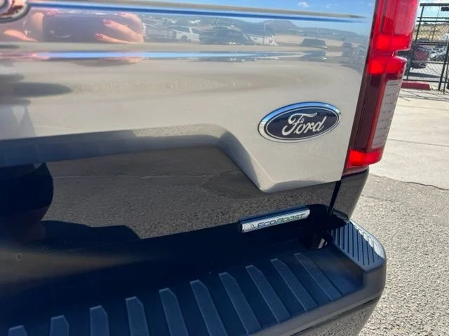Used 2018 Black Ford Limited image 23