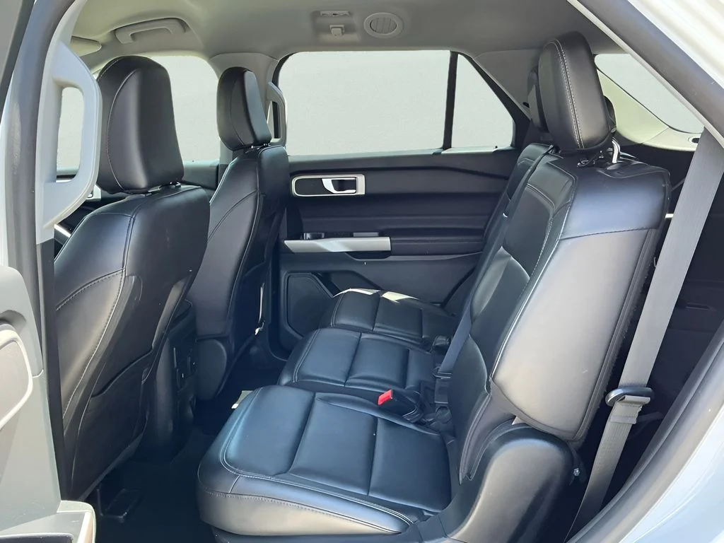 Used 2023 White Ford XLT image 18