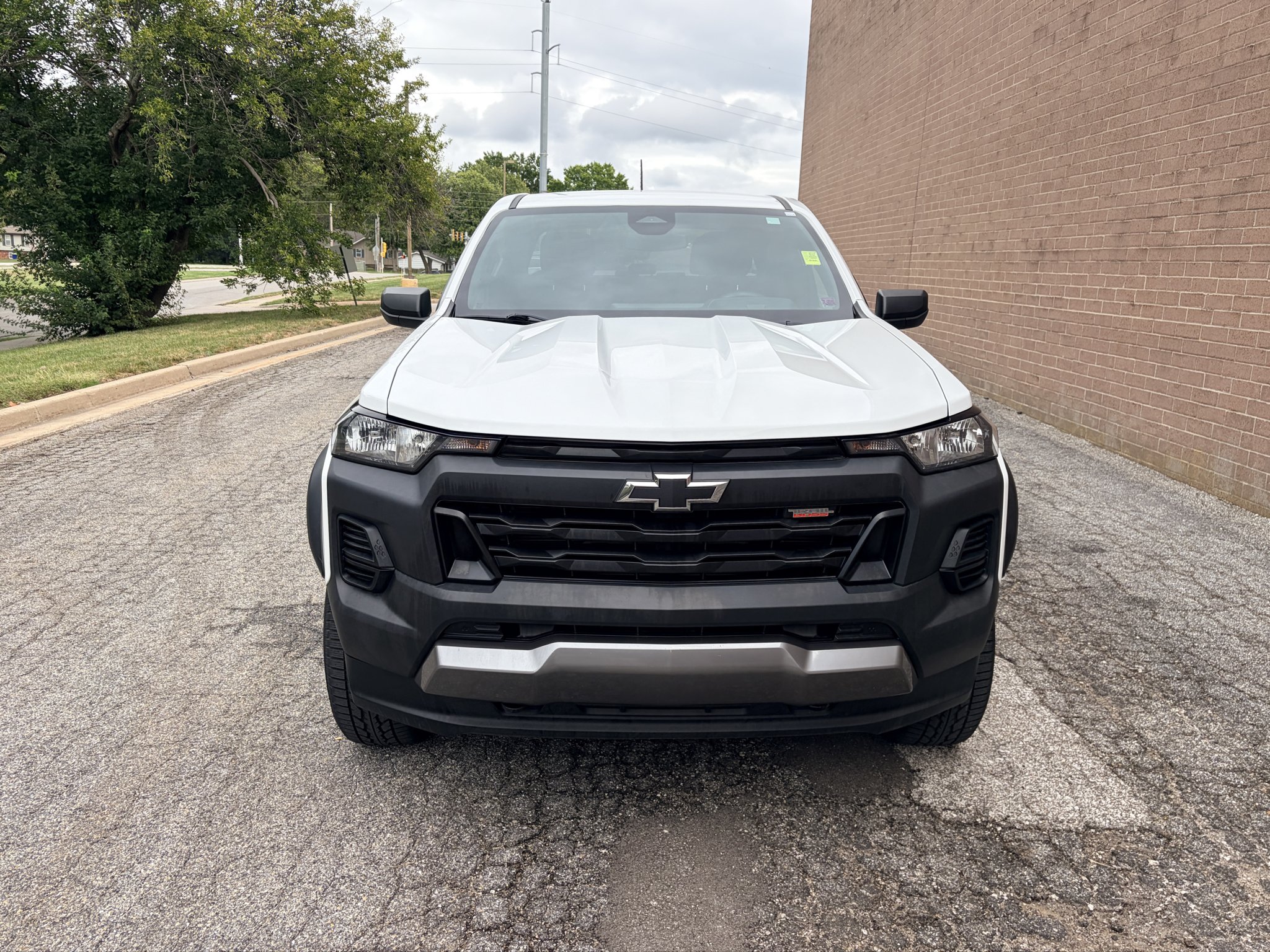 Used 2023 Summit White Chevrolet 4WD Trail Boss image 8