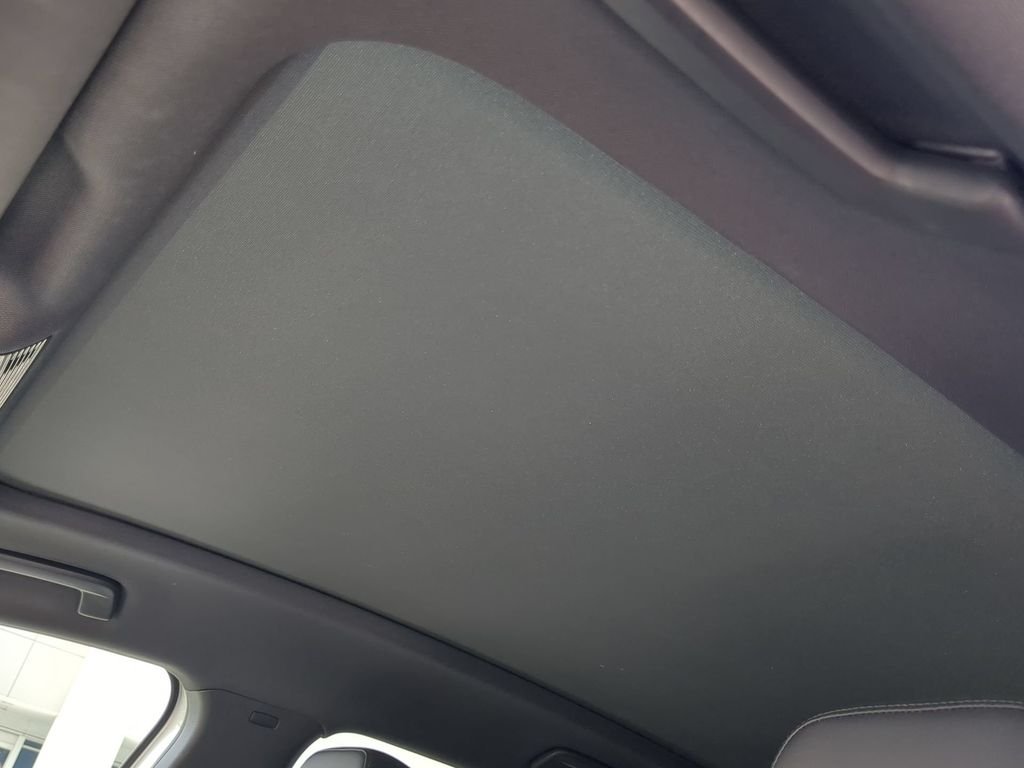 Certified Used 2022 Silver Volkswagen Pro S image 22