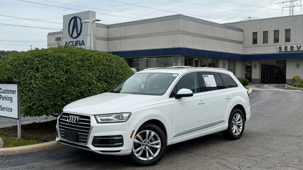 Used 2019  Audi 55 Premium quattro image 1