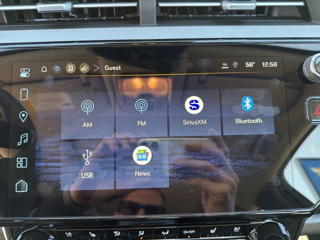 2027 Chevrolet Bolt RS - Photo 17
