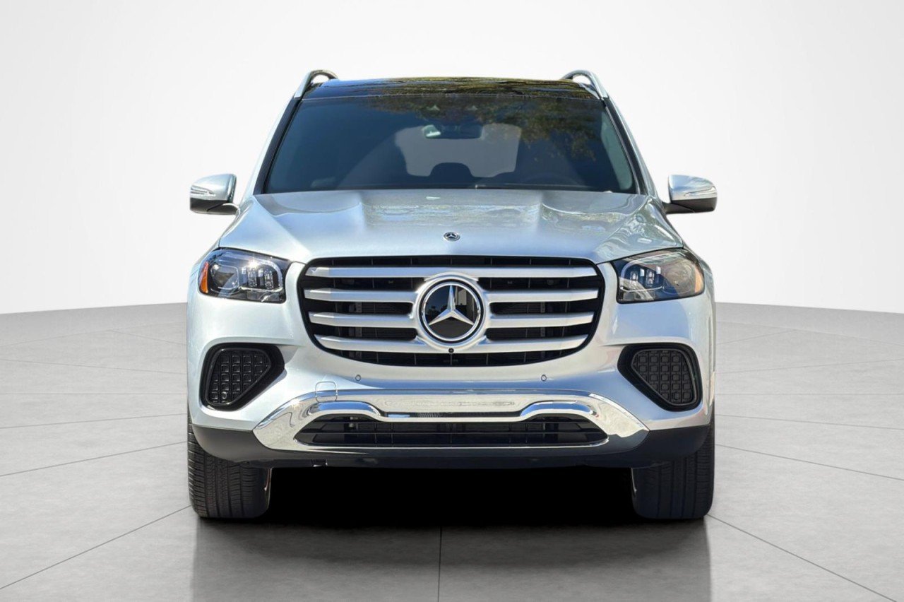 New 2026 Cirrus Silver Metallic Mercedes-Benz GLS 450 4MATIC® SUV image 8