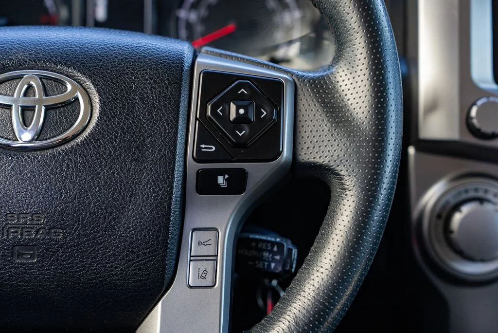 Used 2020 Gray Toyota SR5 image 14