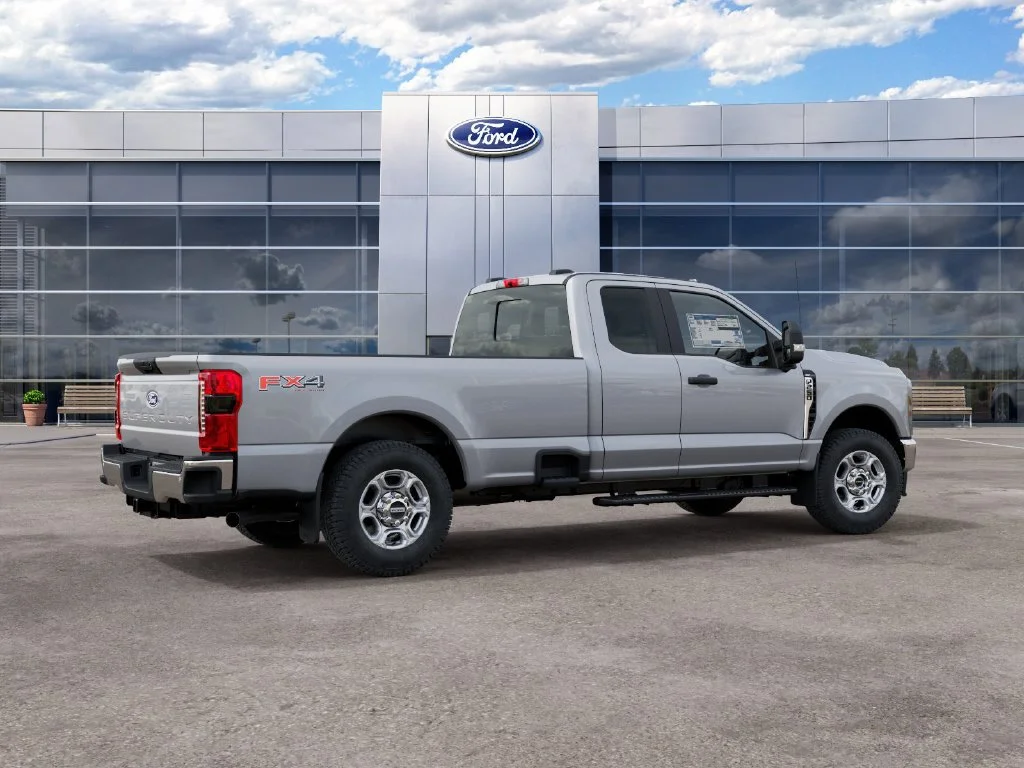 New 2027 Silver Ford XLT image 7