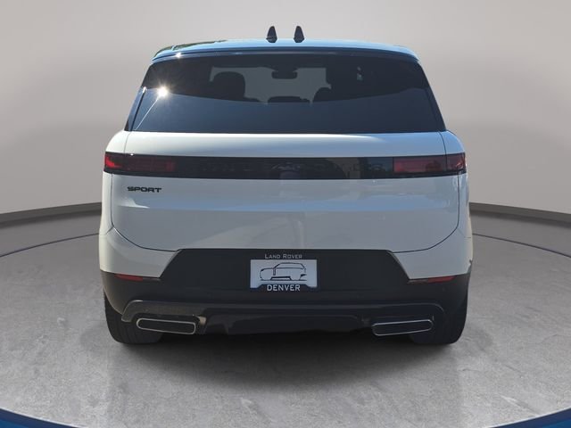 New 2026 Fuji White Land Rover SE image 6