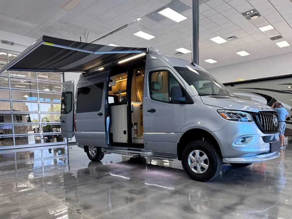 New 2026 SILVER AIRSTREAM  image 6