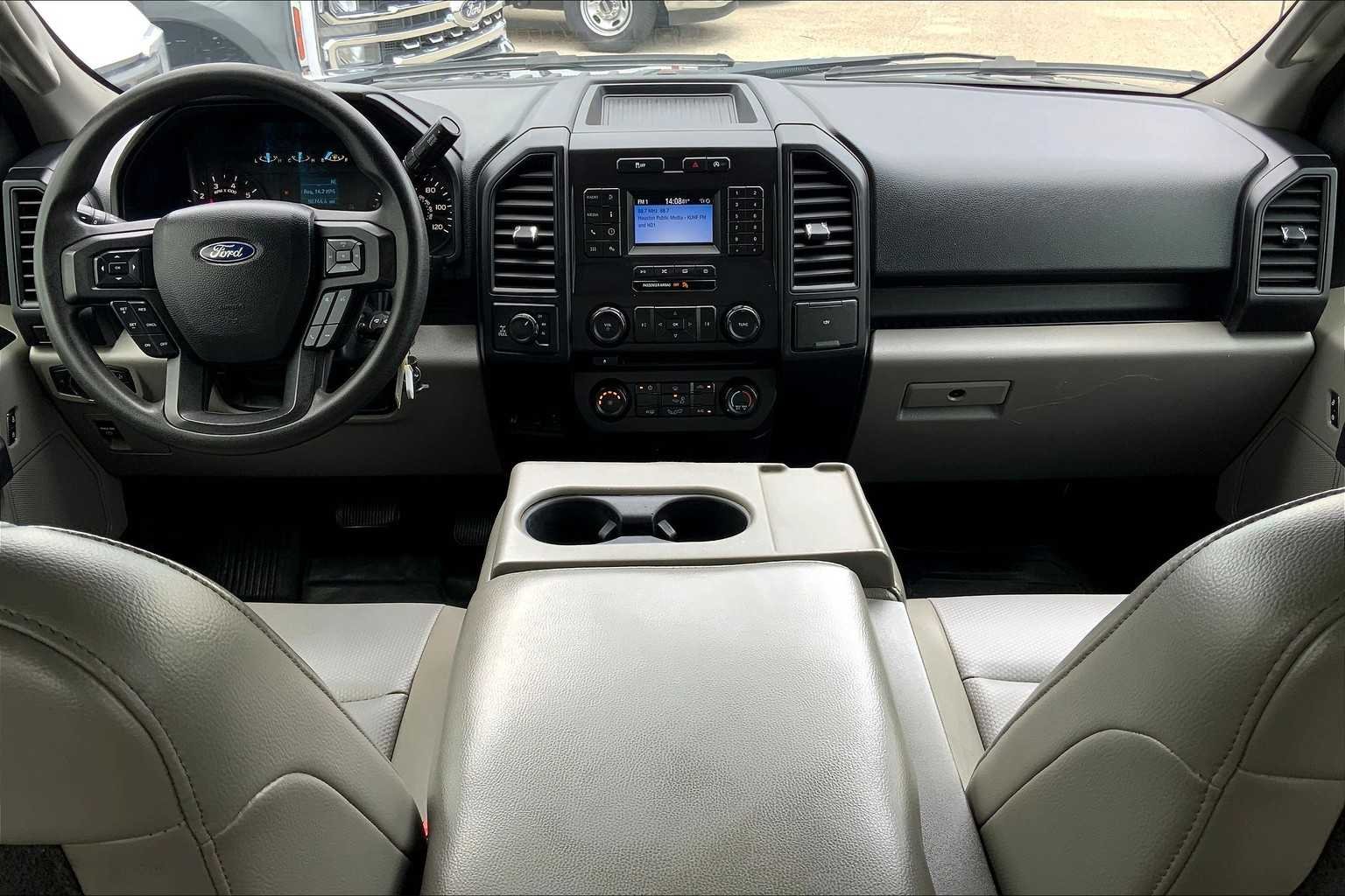 Used 2018 Blue Jeans Metallic Ford XL image 30