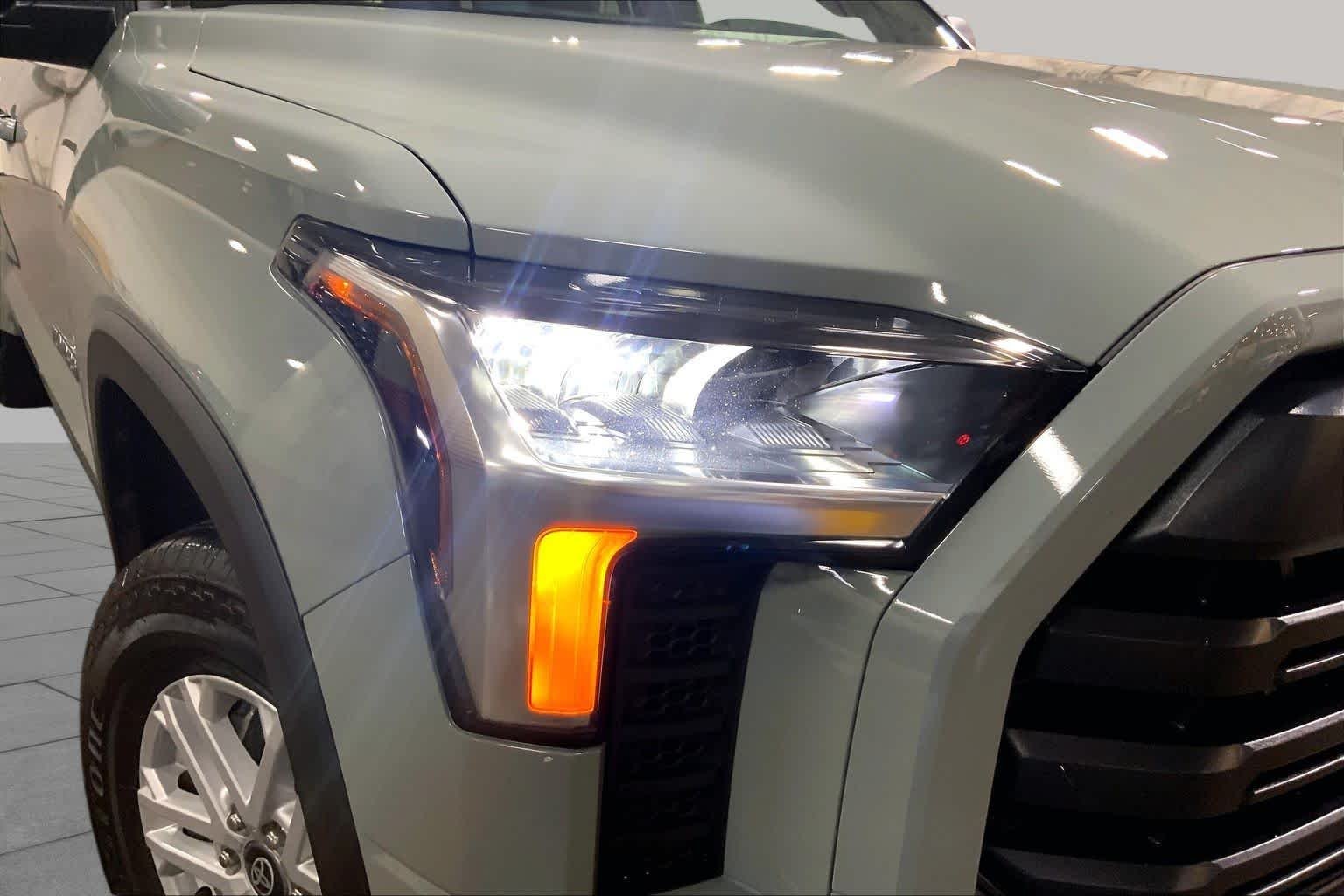Used 2025 Lunar Rock Toyota SR5 image 29