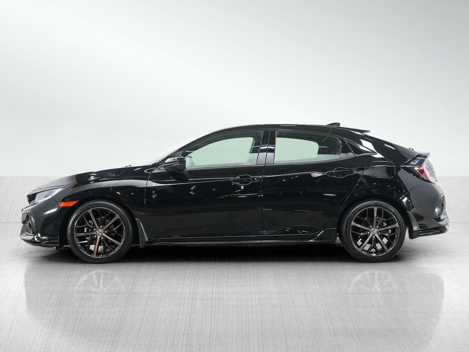 Used 2021 Honda Civic Hatchback Sport with VIN SHHFK7H45MU213942 for sale in Burnsville, Minnesota