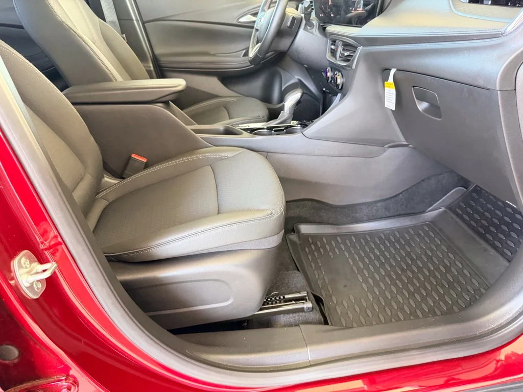 2025 Buick Encore GX Preferred - Photo 38