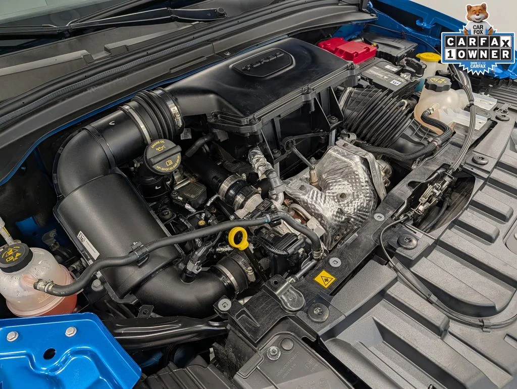 Used 2025 Blue Alfa Romeo  image 31