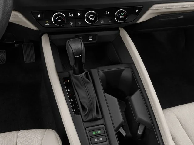 Used 2025 Platinum White Pearl Honda SE image 9