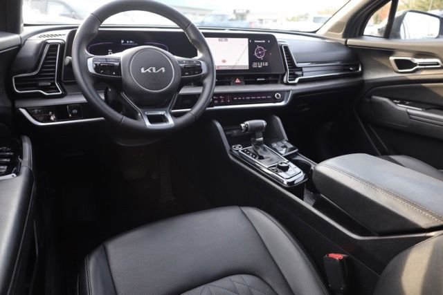 Used 2024 Green Kia X-Line image 13