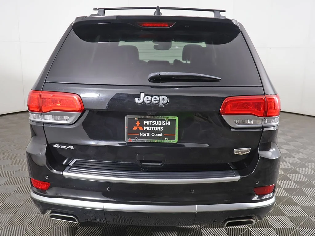 Used 2020 Black Jeep Summit image 17