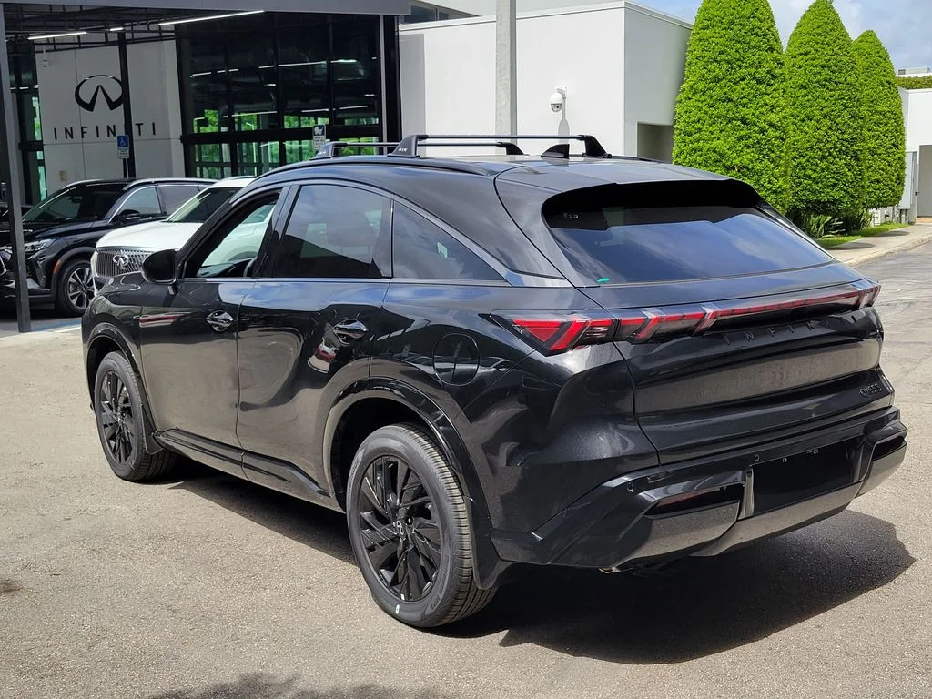 New 2027 Black INFINITI SPORT image 3