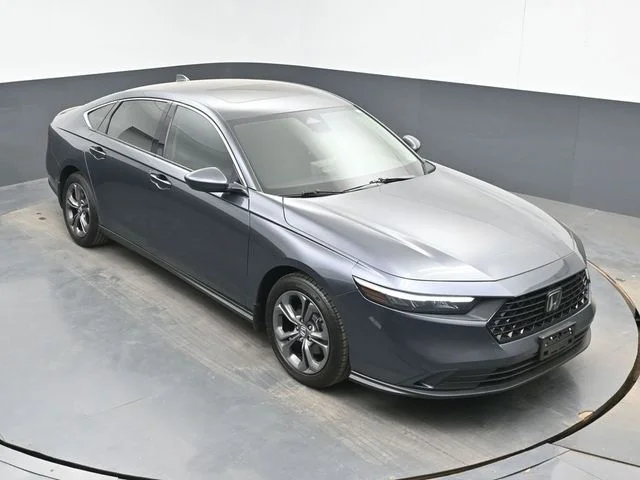Used 2023 Meteorite Gray Metallic Honda EX image 13