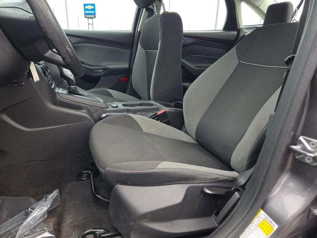 Used 2014 Gray Ford S image 17