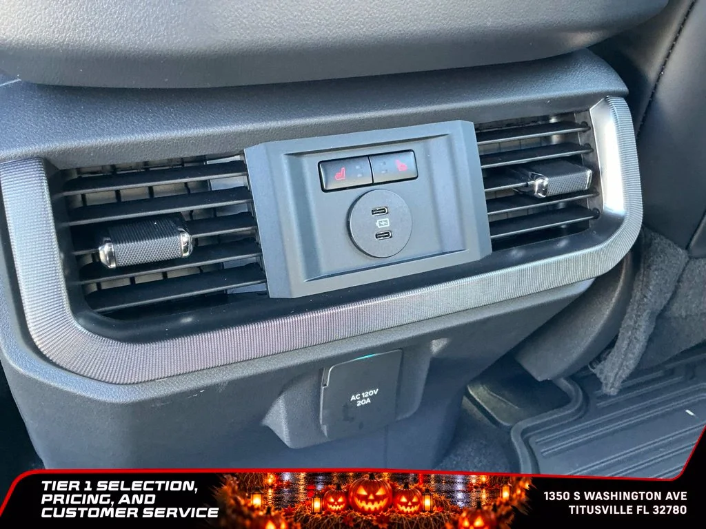 Used 2025 Black Ford Platinum image 32