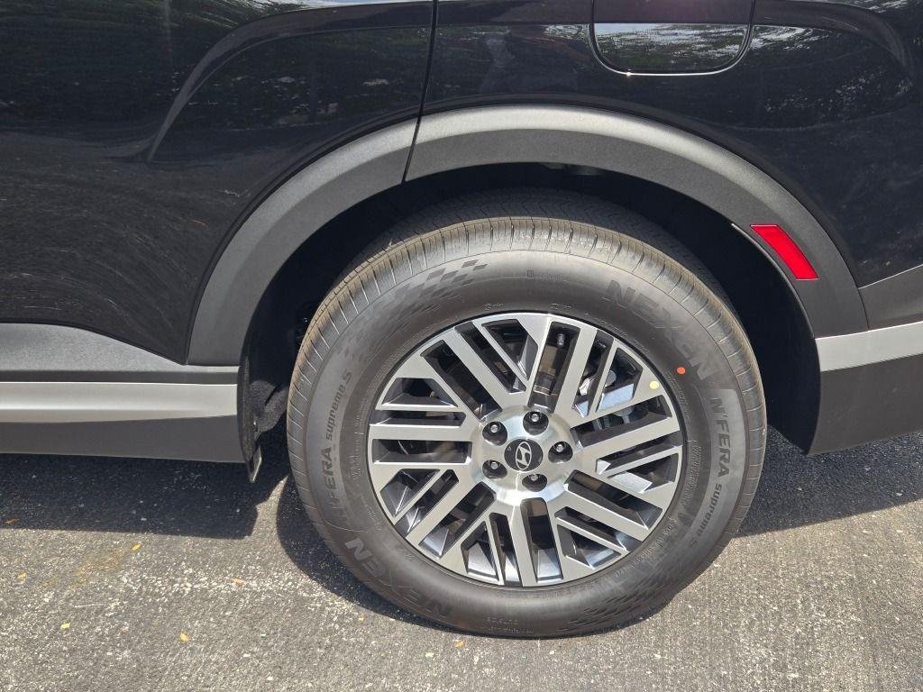 New 2026 Abyss Black Hyundai SEL Premium AWD image 16