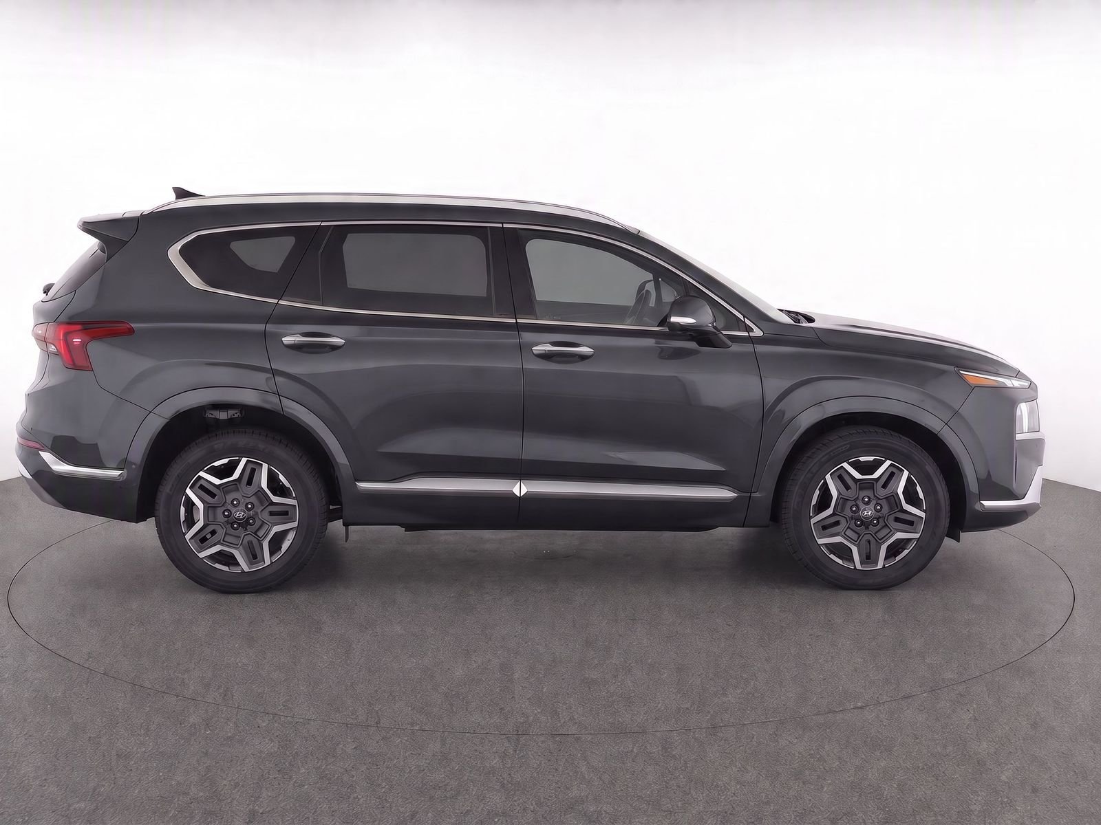 Used 2021 Portofino Gray Hyundai Calligraphy image 8
