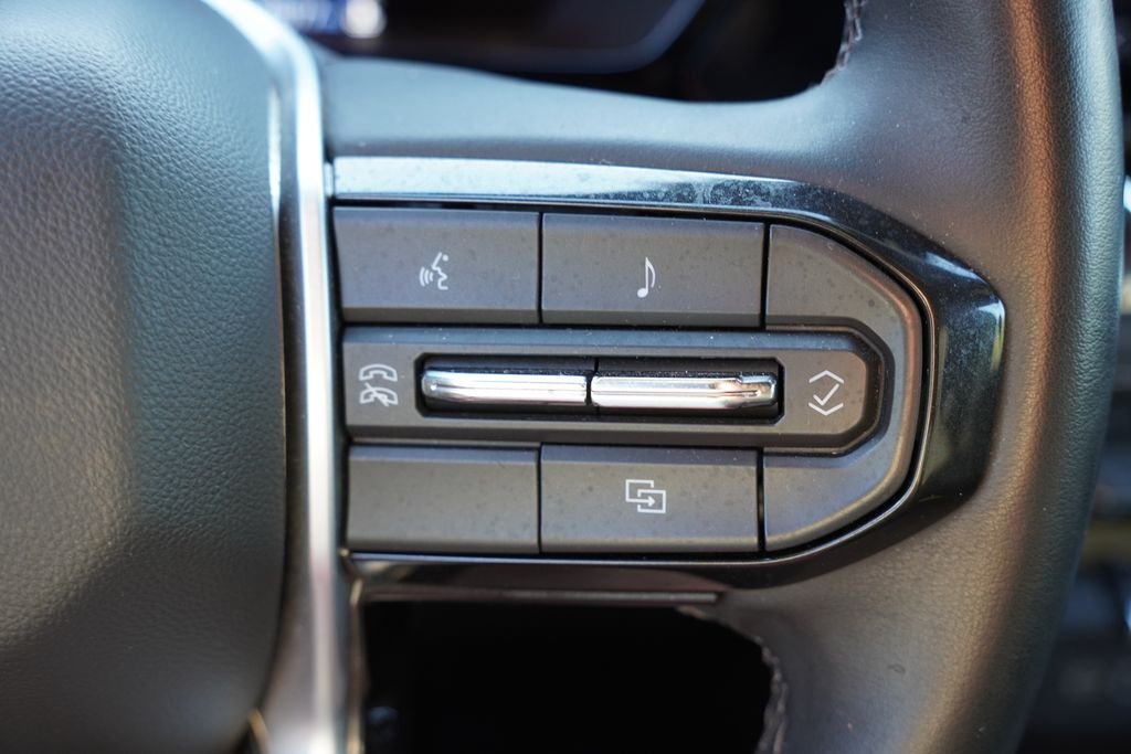 Used 2023 Black Chevrolet LT image 30