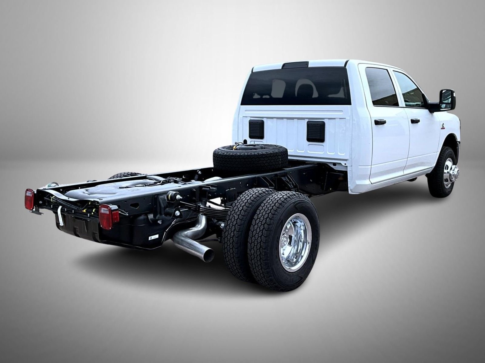 New 2026 Bright White Clear-Coat Exterior Paint RAM Tradesman image 5