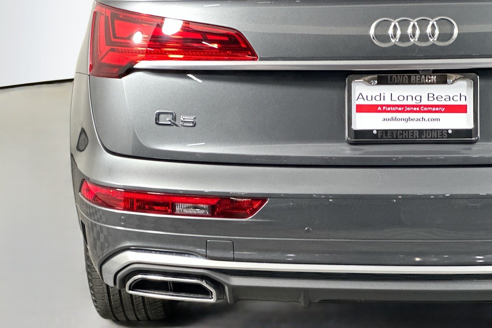 Used 2023 Daytona Gray Pearl Effect Audi S line Premium Plus image 17