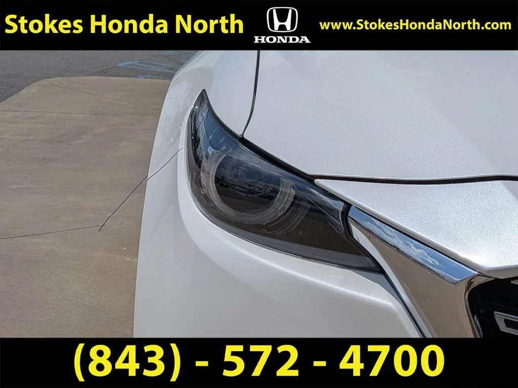 Used 2020 White Mazda Grand Touring image 13