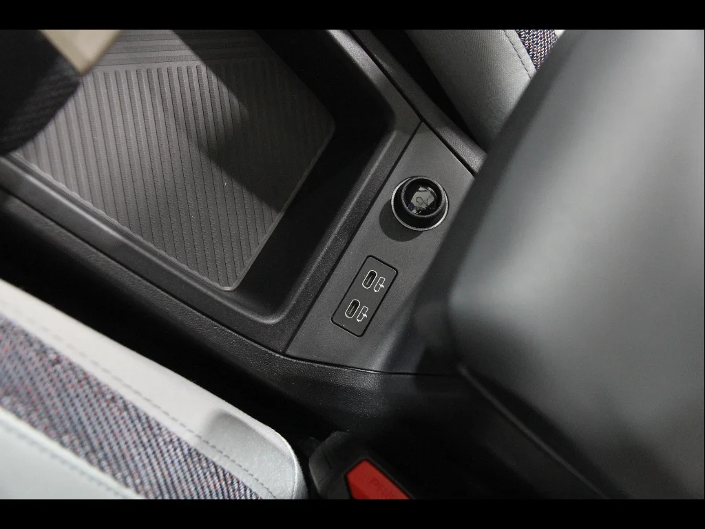 Used 2026 Chili Red II MINI S ALL4 image 18