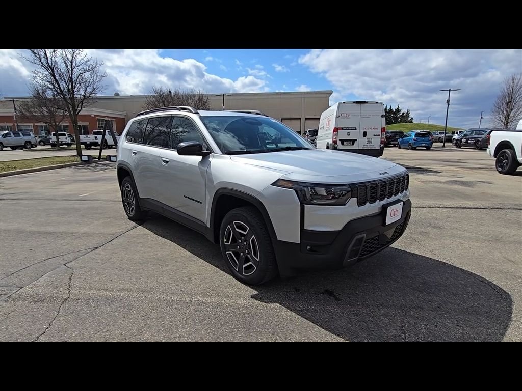 New 2026 Silver Zynith Clear-Coat Exterior Paint Jeep Laredo image 2