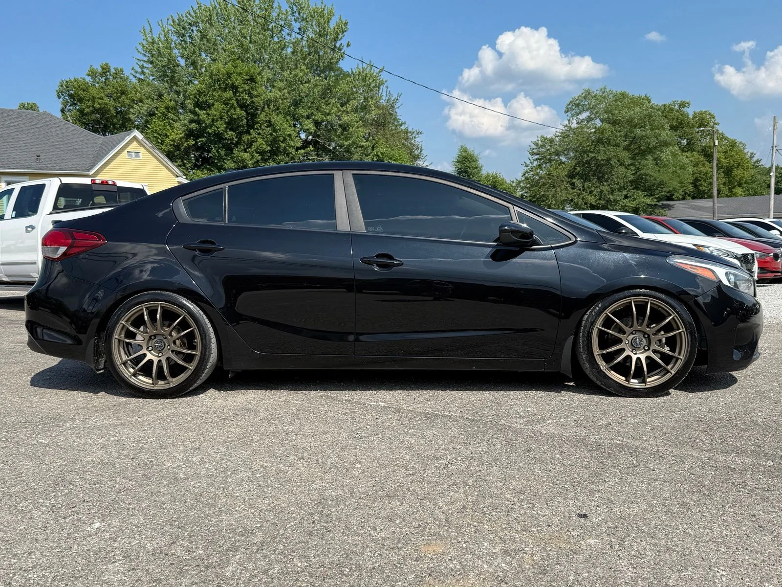 Used 2018 Black Kia LX image 7