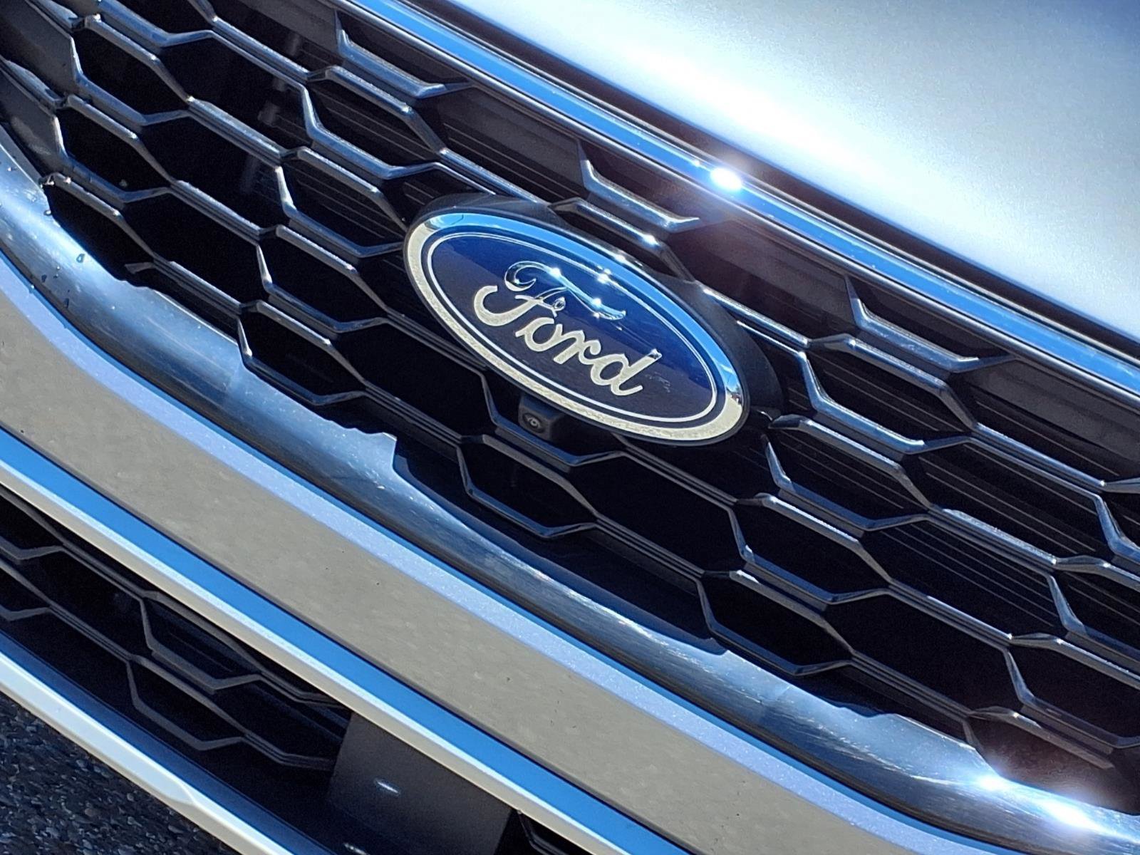 Certified Used 2024 Iconic Silver Metallic Ford ST-Line Select image 26