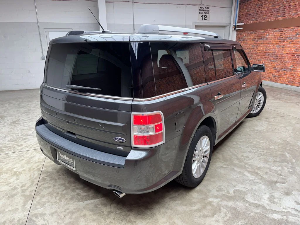Used 2019 Magnetic Ford SEL image 6