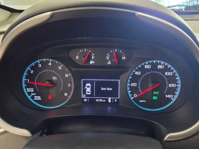 Used 2023 Red Chevrolet LT image 27