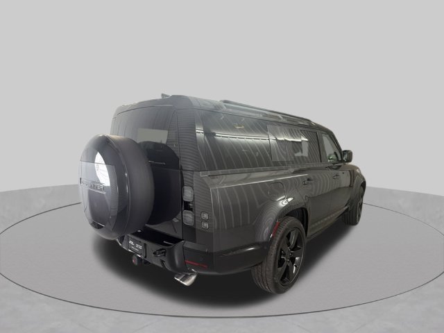New 2026 Carpathian Grey Land Rover V8 image 4