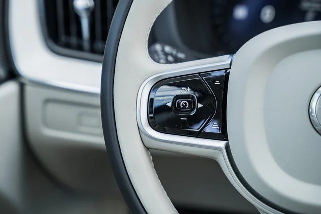 New 2026 Crystal White Volvo Ultra image 25