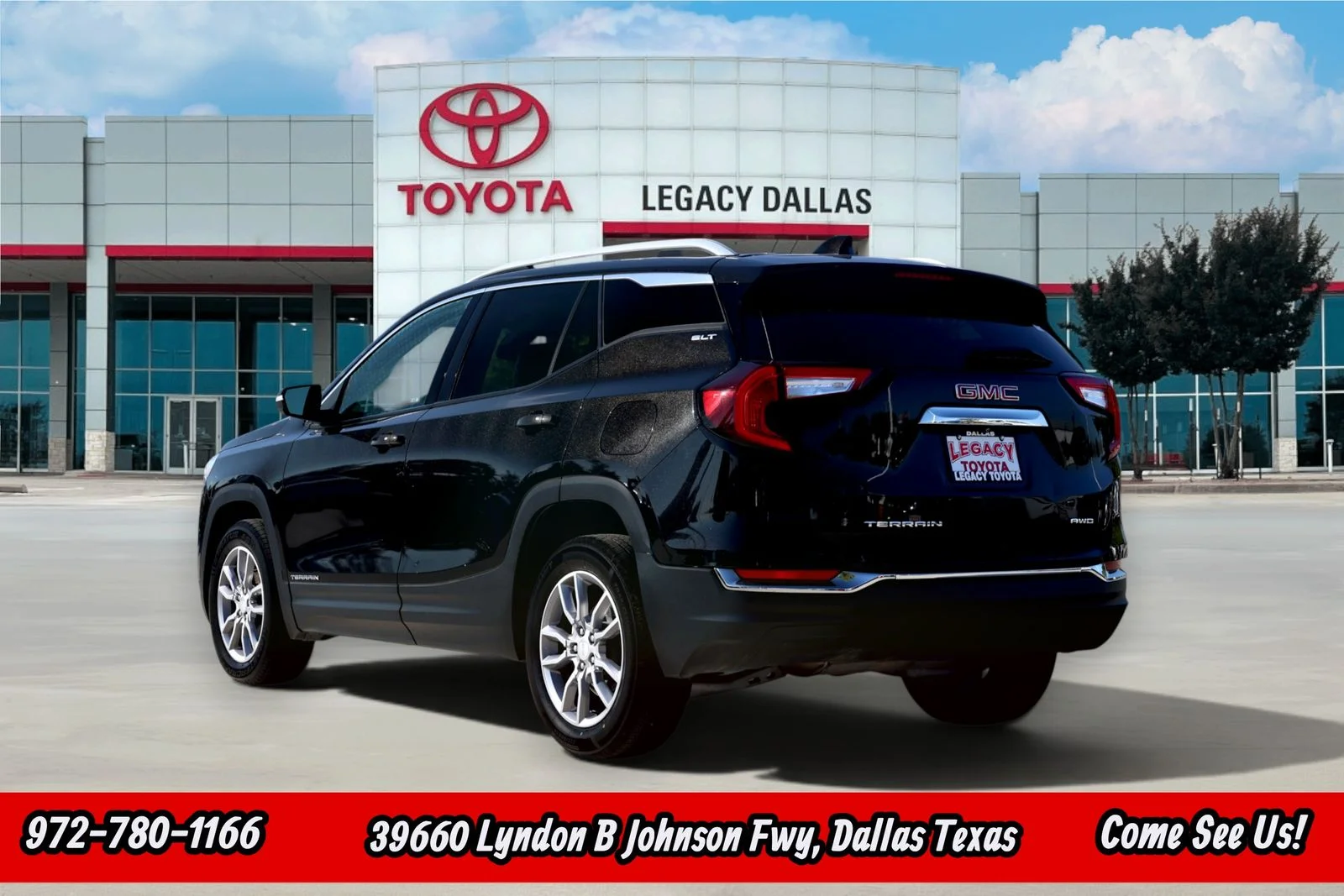 Used 2024 Black GMC SLT image 8