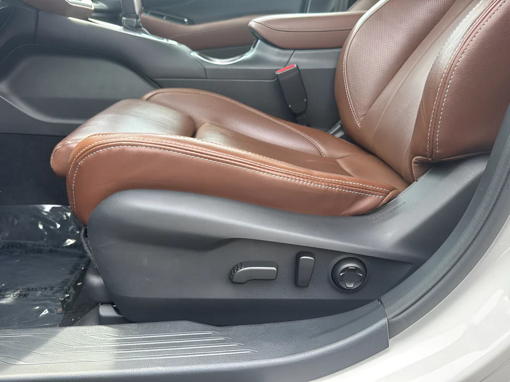 Used 2023 White Subaru Touring image 18