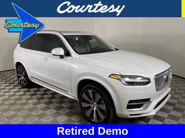 Certified Used 2025 White Volvo T8 AWD PLUS MANAGER SPECIAL image 1