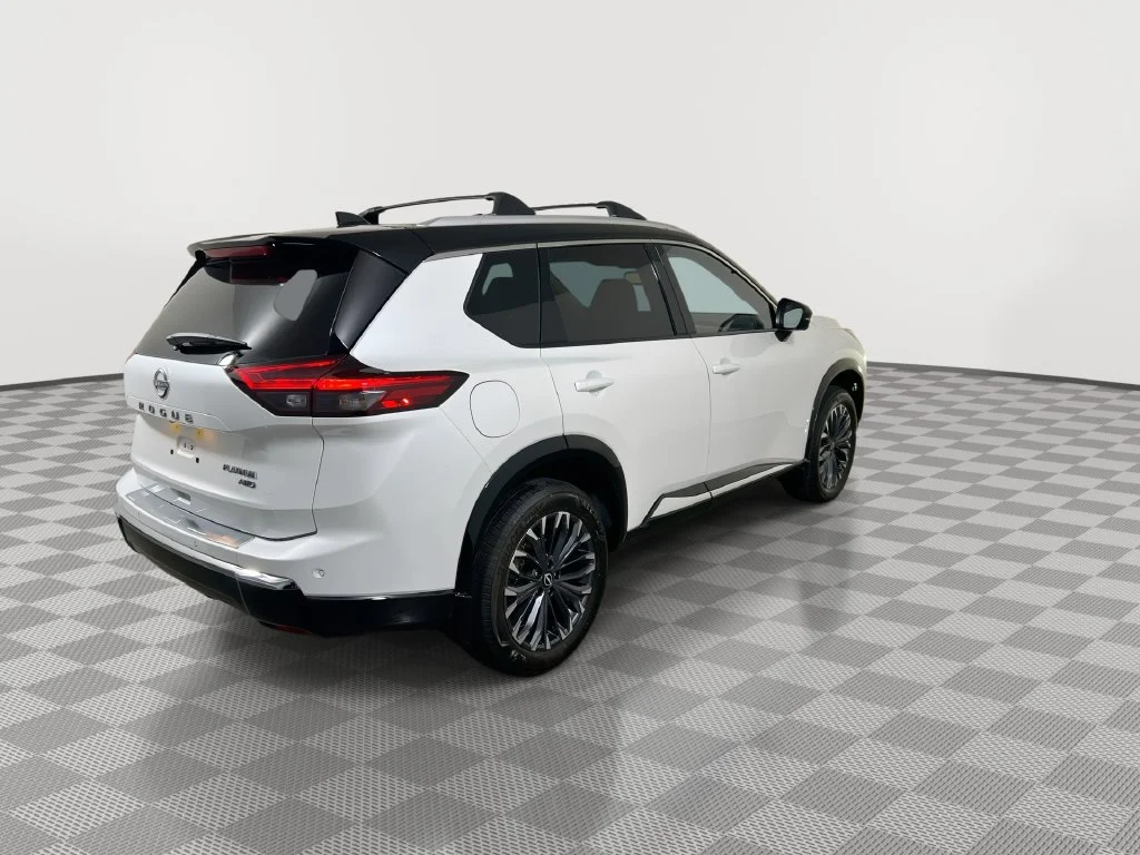 New 2026 White/off-white Nissan Platinum image 8