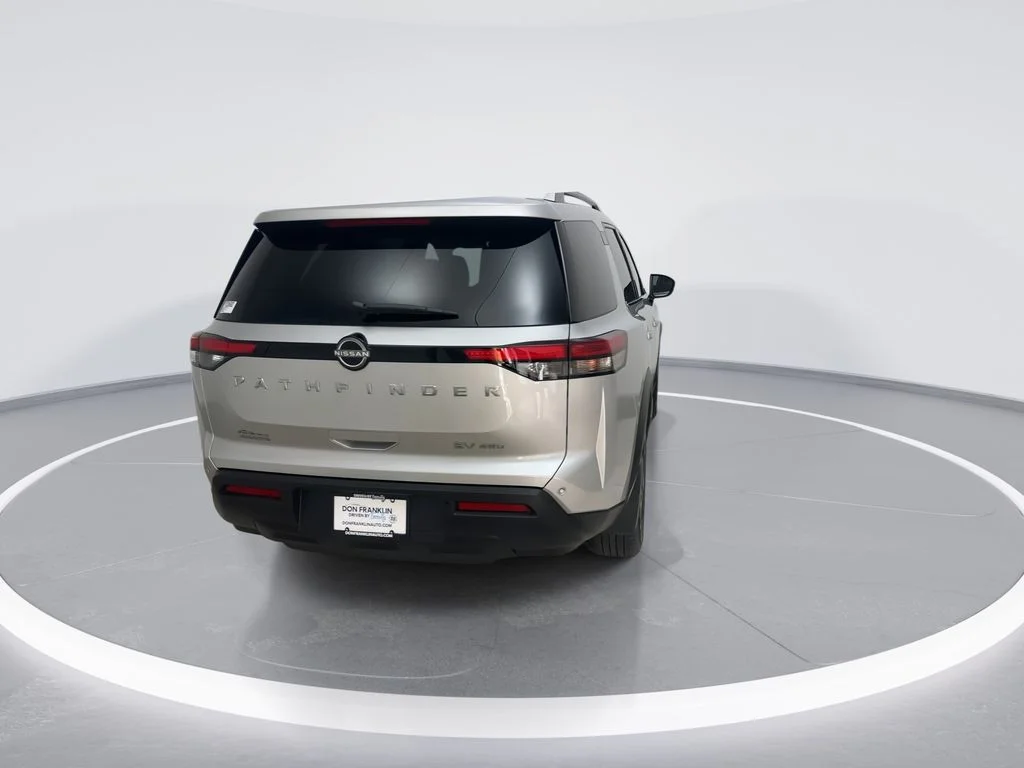 Used 2023 Silver Nissan SV image 7