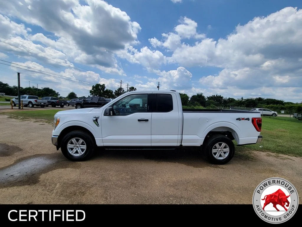 Used 2021 White Ford XLT image 3