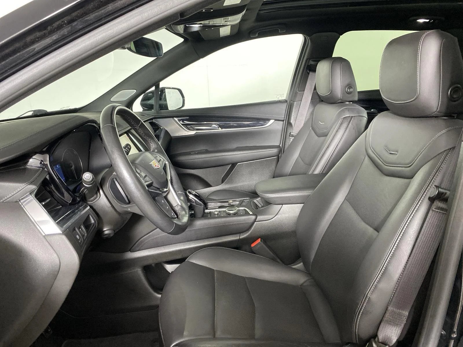 Used 2023 STELLAR BLACK METALLIC Cadillac AWD Premium Luxury image 10