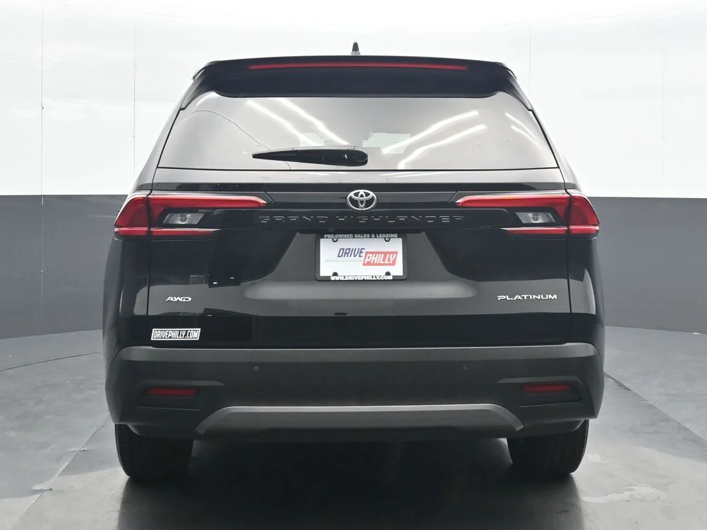 Used 2024 Black Toyota Platinum image 5