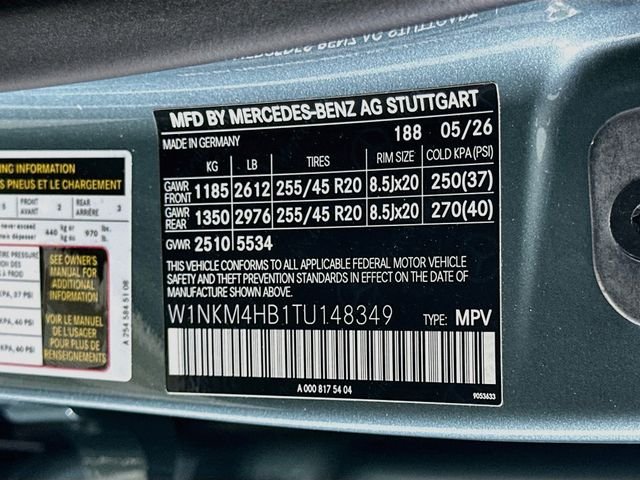 New 2026 Verde Silver Metallic Mercedes-Benz GLC 300 image 31