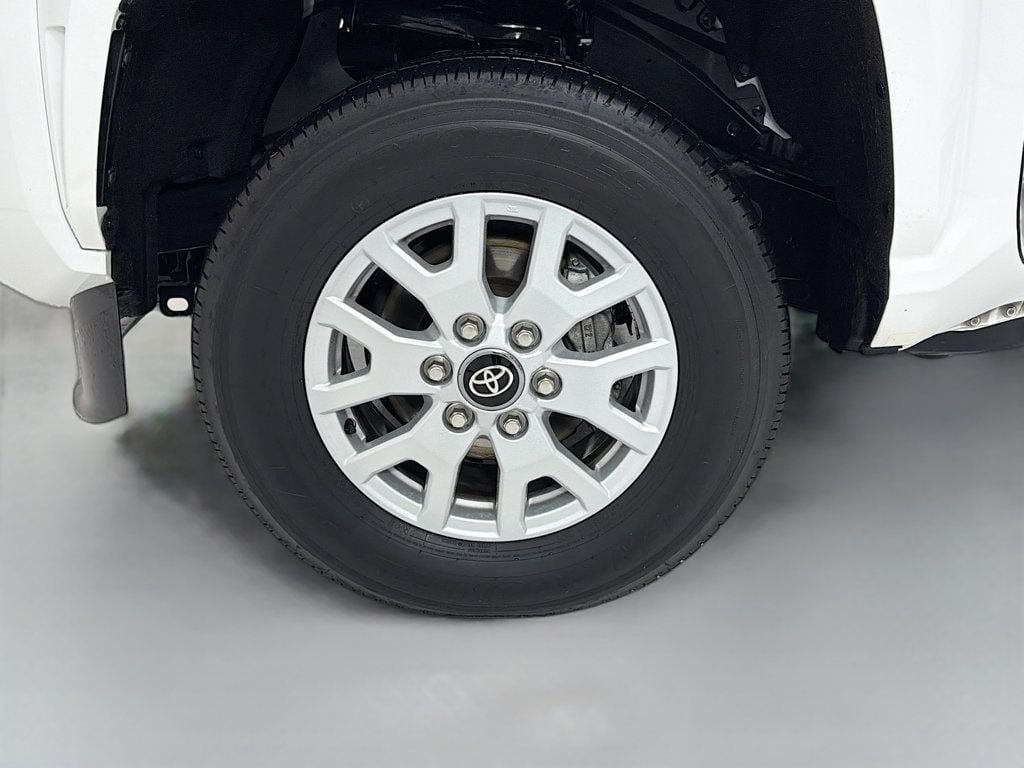 Used 2025 Ice Cap Toyota SR5 Double Cab 6