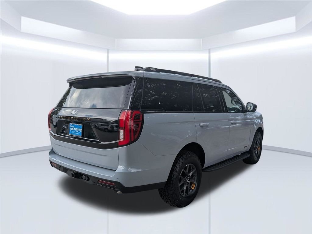 New 2027 Glacier Gray Metallic Tri-Coat Ford Tremor® image 7