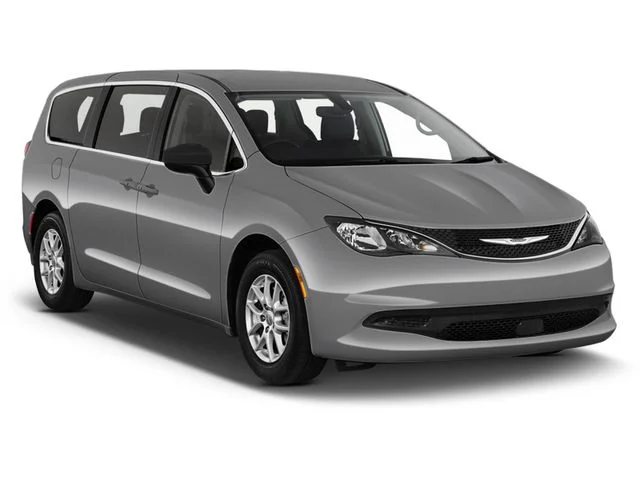 2023 Chrysler Voyager LX's photo
